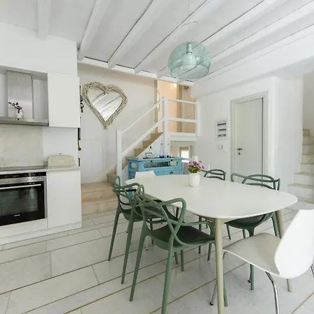 بيت للعطل Paros Golden Vacation كريس أكتي