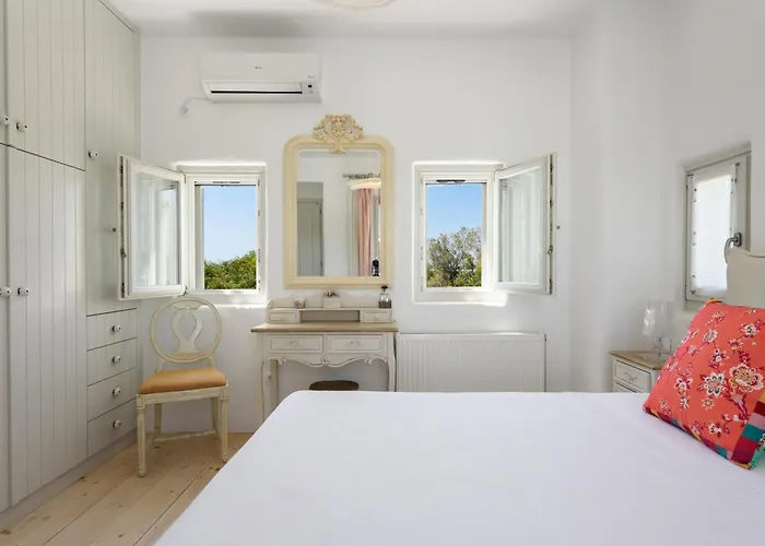 Paros Golden Vacation