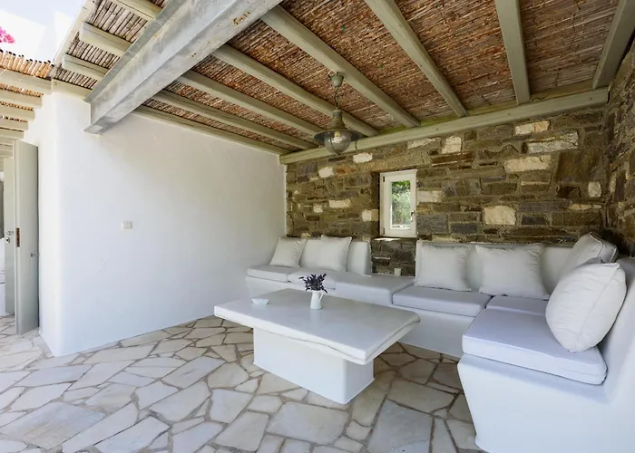 Paros Golden Vacation كريس أكتي